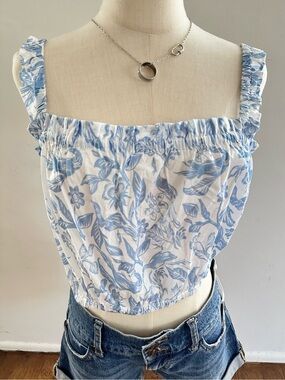 INTERMIX Blue White Floral Ruffle Strap Crop Cami Cottagecore Summer Top L
